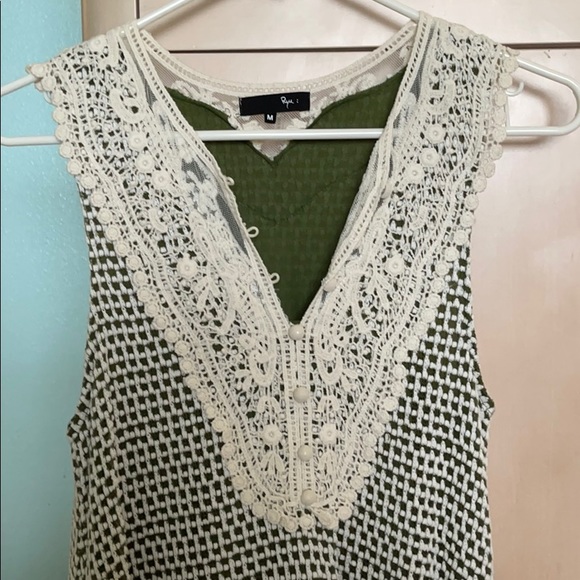 Blouse - Picture 2 of 5